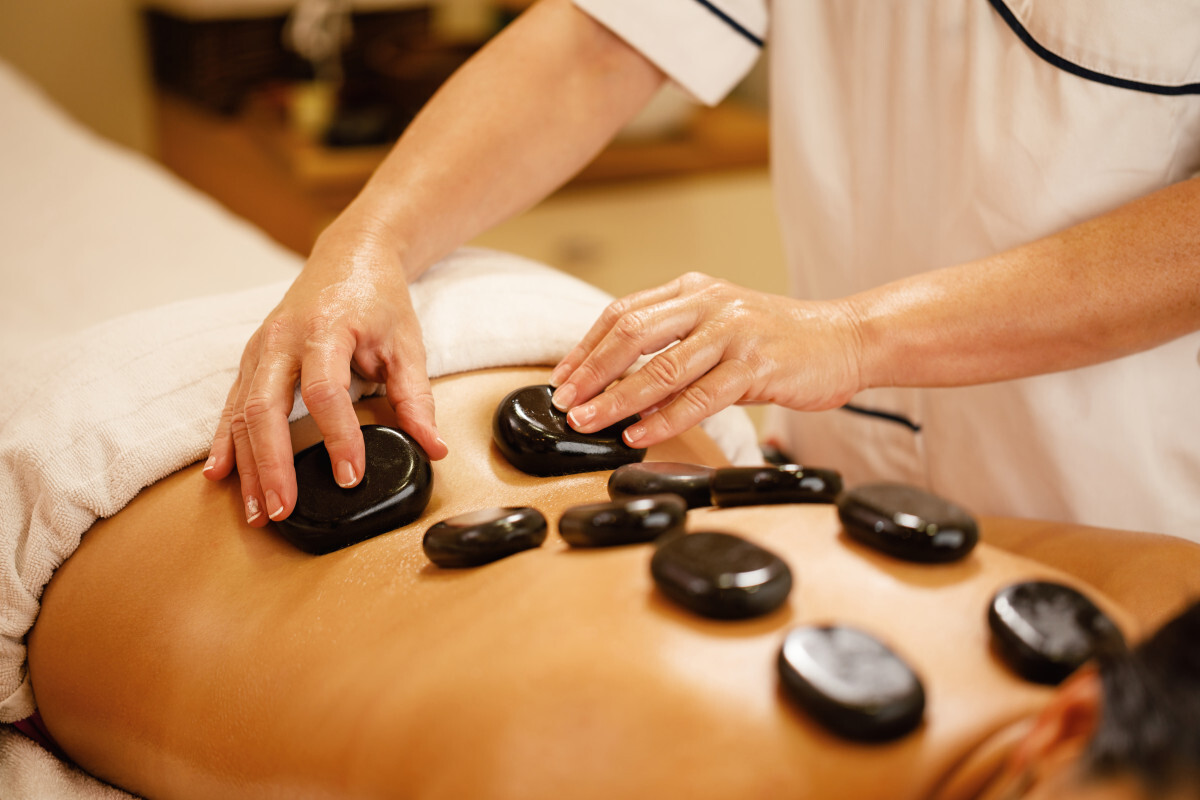 hot stone therapy, Herbal Stones Microspa